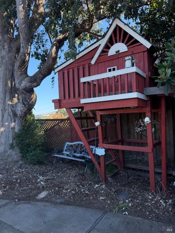 124 Gregory Ln, Vallejo, CA 94591