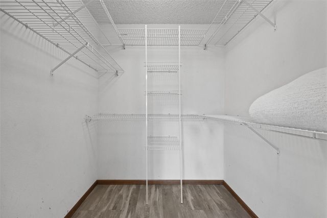 2060 Holiday Rd, Coralville, IA 52241