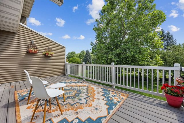 2060 Holiday Rd, Coralville, IA 52241