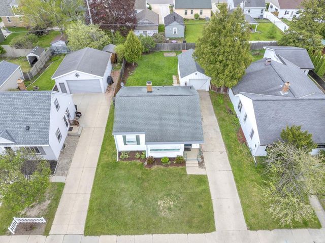 649 INDIANA AVENUE, West Bend, WI 53095