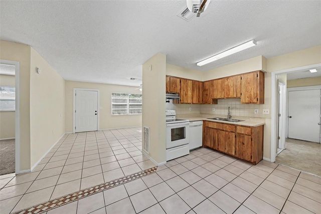 7613 WASHINGTON STREET, Port Richey, FL 34668