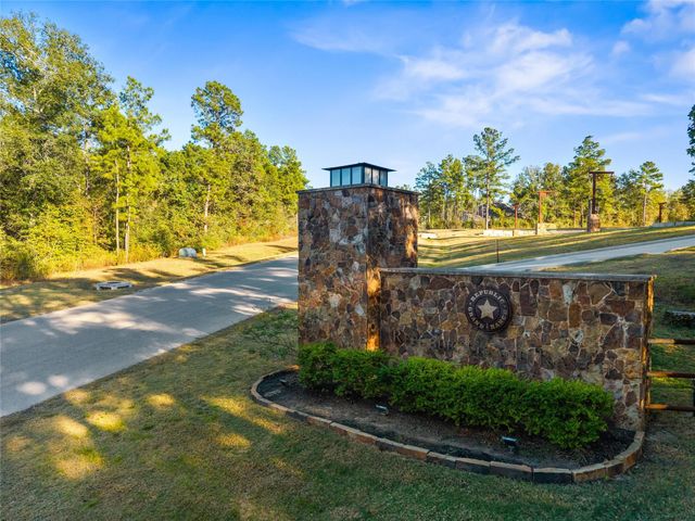 12684 Oak Barrel Road, Willis, TX 77378