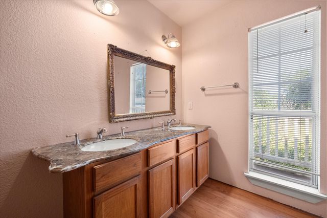 134 County Road 3048, Corsicana, TX 75109