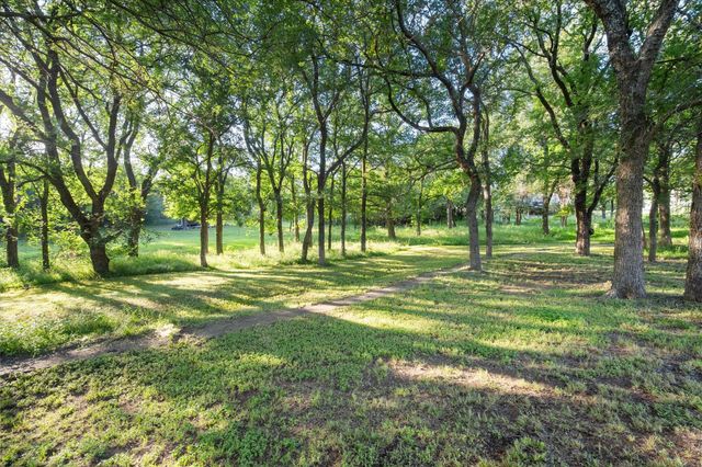 134 County Road 3048, Corsicana, TX 75109