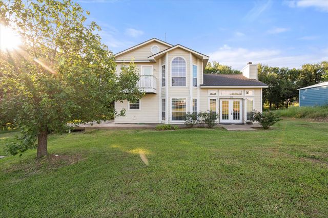 134 County Road 3048, Corsicana, TX 75109