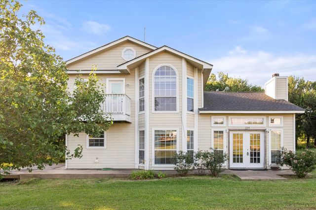 134 County Road 3048, Corsicana, TX 75109