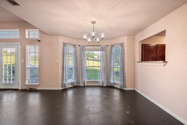 134 County Road 3048, Corsicana, TX 75109