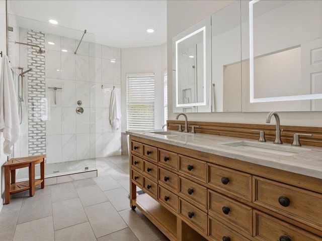 1205 S Main ST, Georgetown, TX 78626