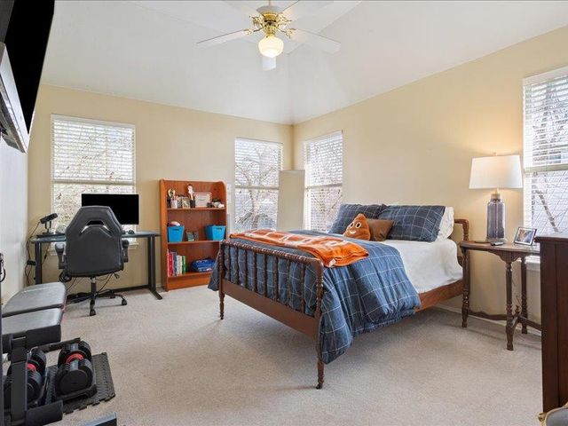 1205 S Main ST, Georgetown, TX 78626