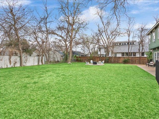 1205 S Main ST, Georgetown, TX 78626