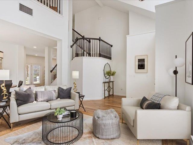 1205 S Main ST, Georgetown, TX 78626