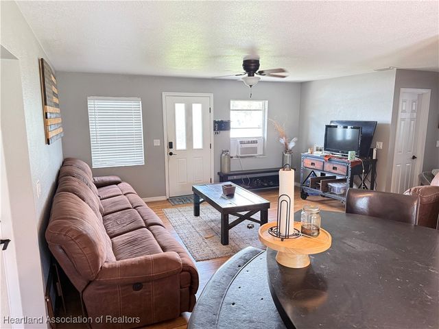 1101 Lagrande Boulevard, Sebring, FL 33870