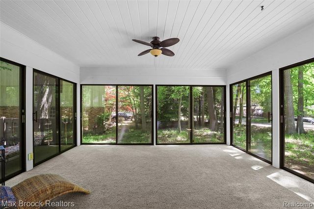 22636 King Richard Court, Beverly Hills, MI 48025
