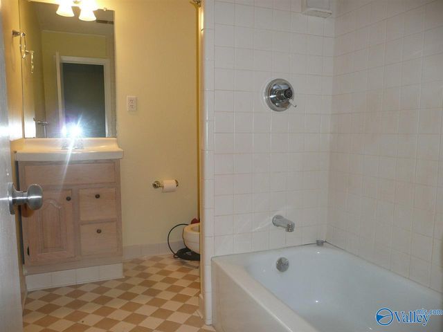 511 Delaney Road, Huntsville, AL 35806