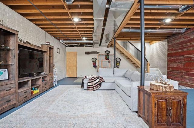 3879 Shamrock Drive, Lapeer, MI 48446