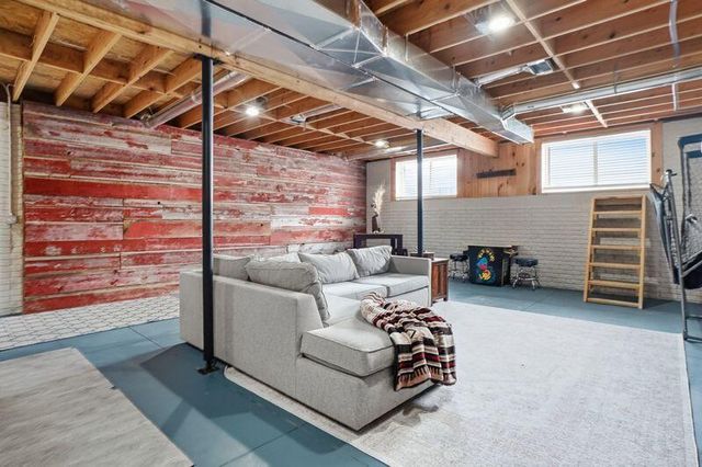 3879 Shamrock Drive, Lapeer, MI 48446