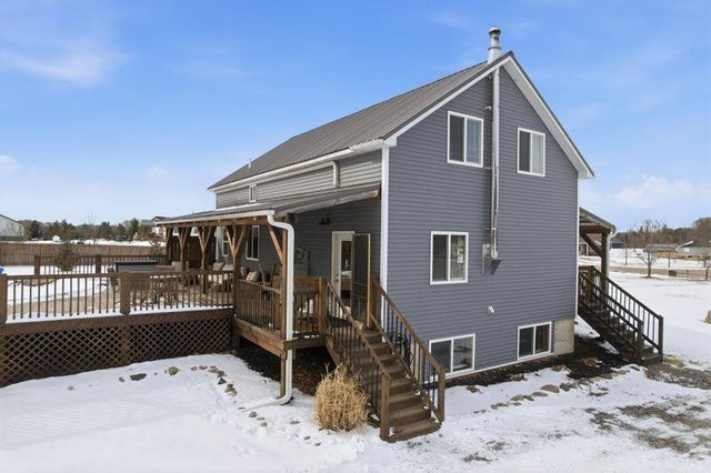 3879 Shamrock Drive, Lapeer, MI 48446