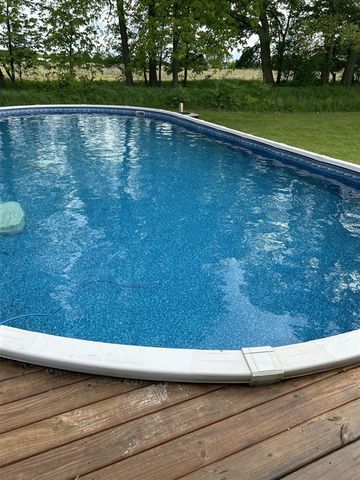 3879 Shamrock Drive, Lapeer, MI 48446