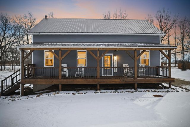 3879 Shamrock Drive, Lapeer, MI 48446