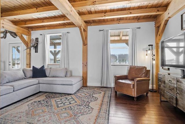 3879 Shamrock Drive, Lapeer, MI 48446