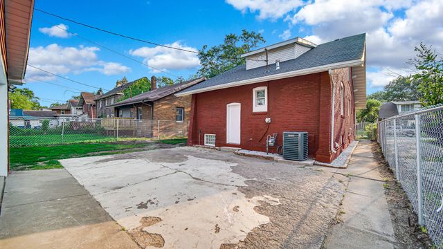 743 Buchanan Street, Gary, IN 46402