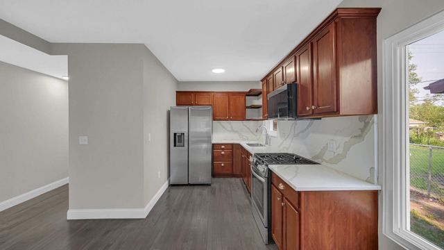 743 Buchanan Street, Gary, IN 46402