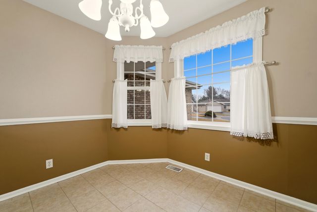 411 Pine Ridge Circle, Lowell, IN 46356