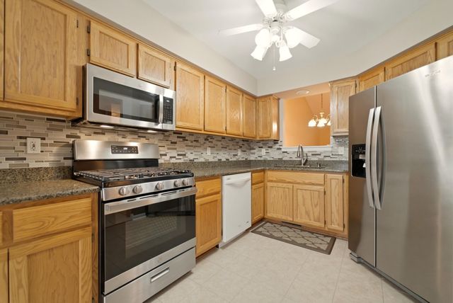 411 Pine Ridge Circle, Lowell, IN 46356