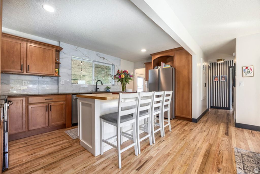 9958 S BARIUM LN, Sandy, UT 84094 — photo 2