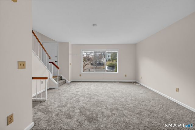 9 Farview Avenue 3-12, Danbury, CT 06810