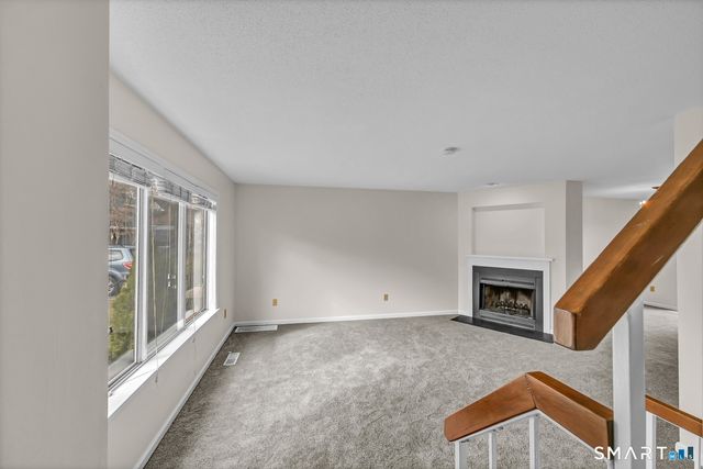 9 Farview Avenue 3-12, Danbury, CT 06810