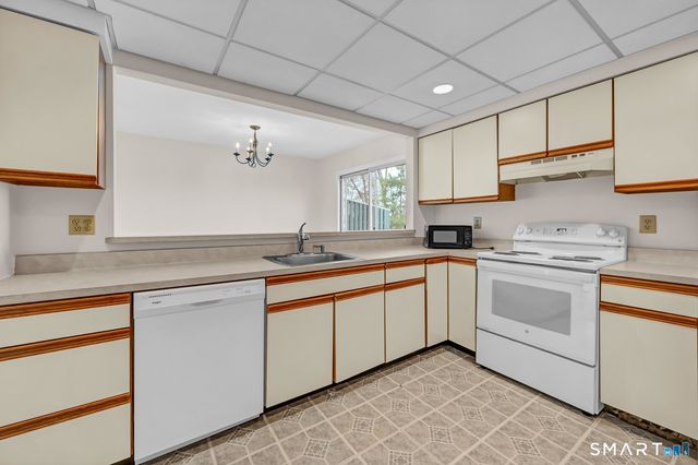 9 Farview Avenue 3-12, Danbury, CT 06810