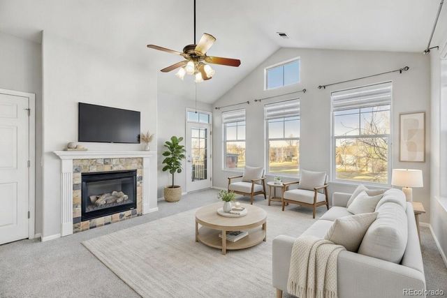 2250 S Vaughn Way 201, Aurora, CO 80014