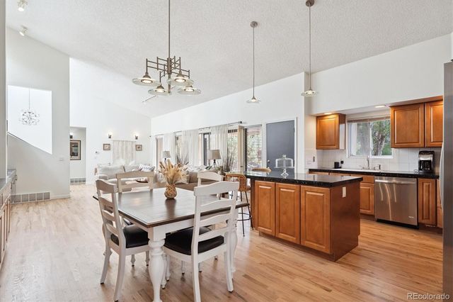 2276 S Dayton Street, Denver, CO 80231