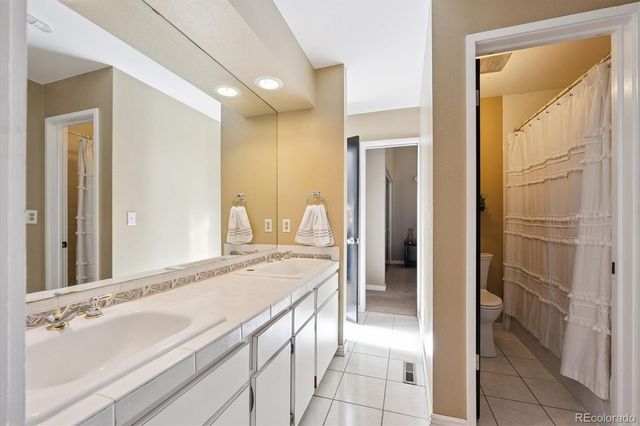 2276 S Dayton Street, Denver, CO 80231