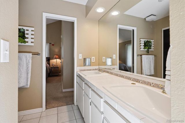 2276 S Dayton Street, Denver, CO 80231