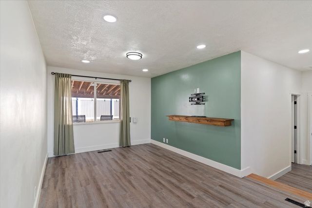 1168 N 250 W, Sunset, UT 84015