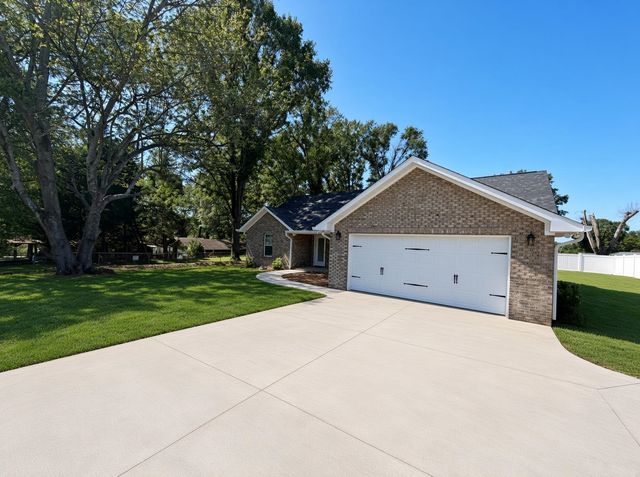 30 Whiteside Street, Spartanburg, SC 29301