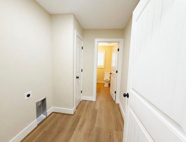 30 Whiteside Street, Spartanburg, SC 29301