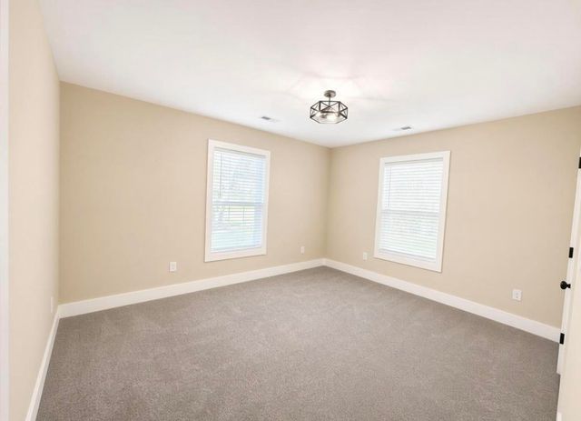 30 Whiteside Street, Spartanburg, SC 29301
