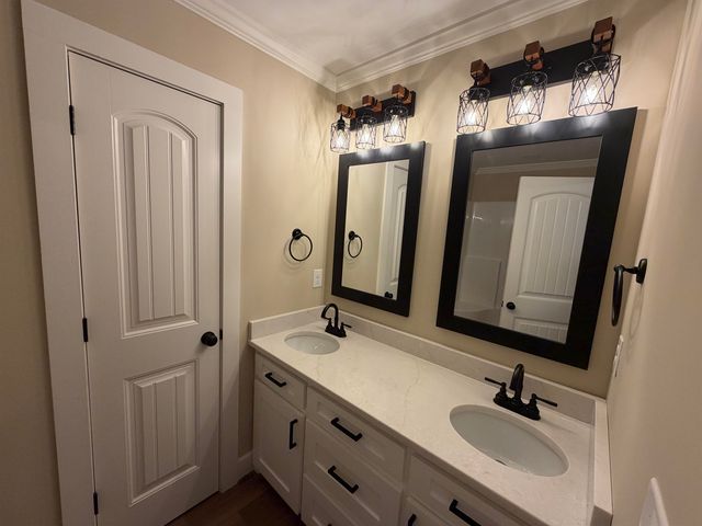 30 Whiteside Street, Spartanburg, SC 29301