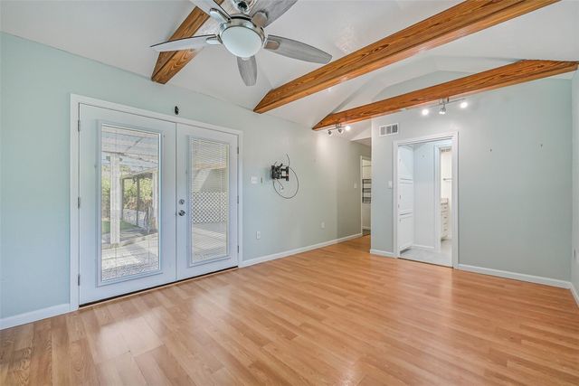 104 Bonita Avenue, Galveston, TX 77550