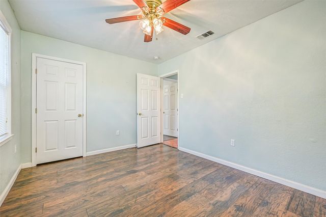 104 Bonita Avenue, Galveston, TX 77550