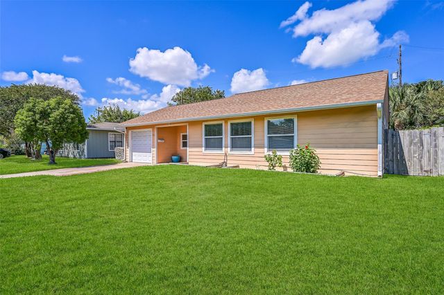 104 Bonita Avenue, Galveston, TX 77550