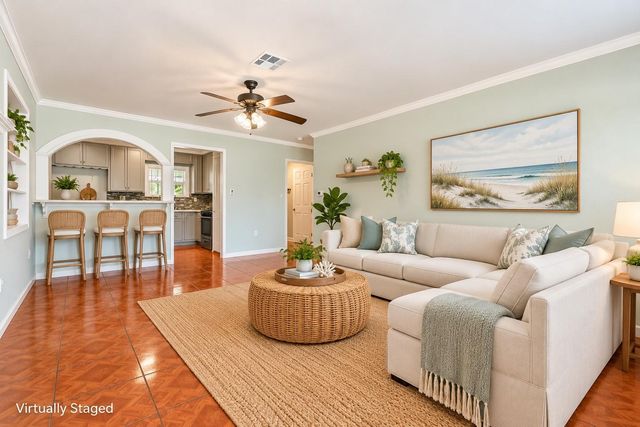 104 Bonita Avenue, Galveston, TX 77550