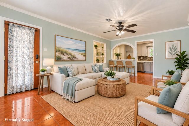 104 Bonita Avenue, Galveston, TX 77550