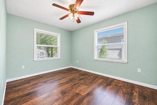 104 Bonita Avenue, Galveston, TX 77550