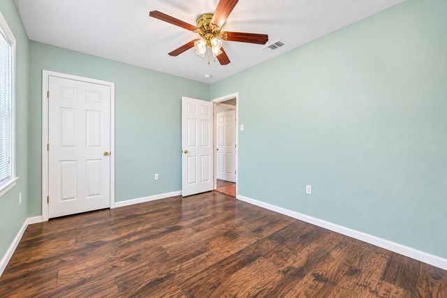 104 Bonita Avenue, Galveston, TX 77550