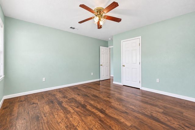 104 Bonita Avenue, Galveston, TX 77550