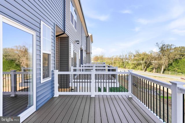 222 MONTEITH DR, Winchester, VA 22601